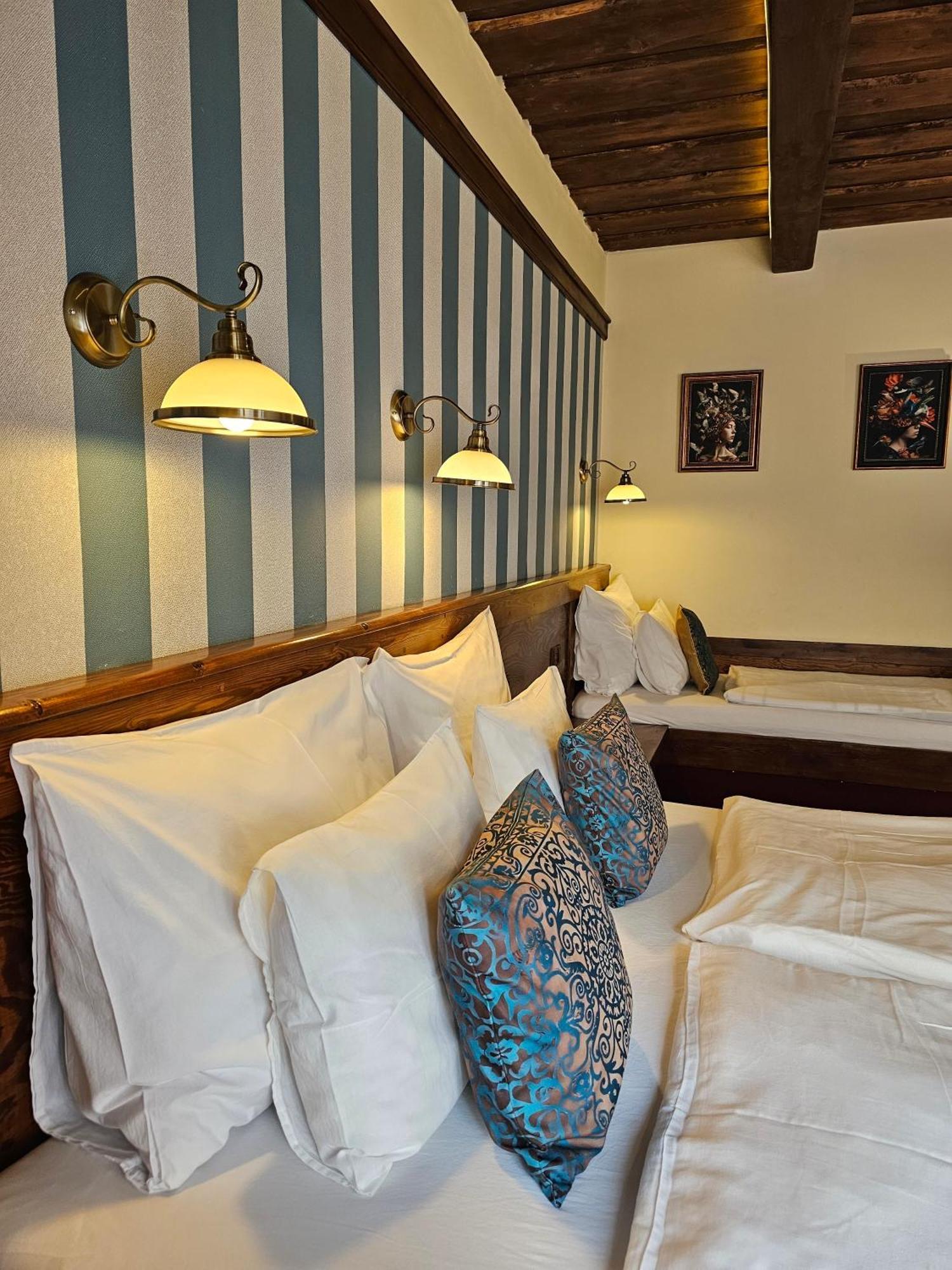 Hotel Galerie Roudnice nad Labem Luaran gambar