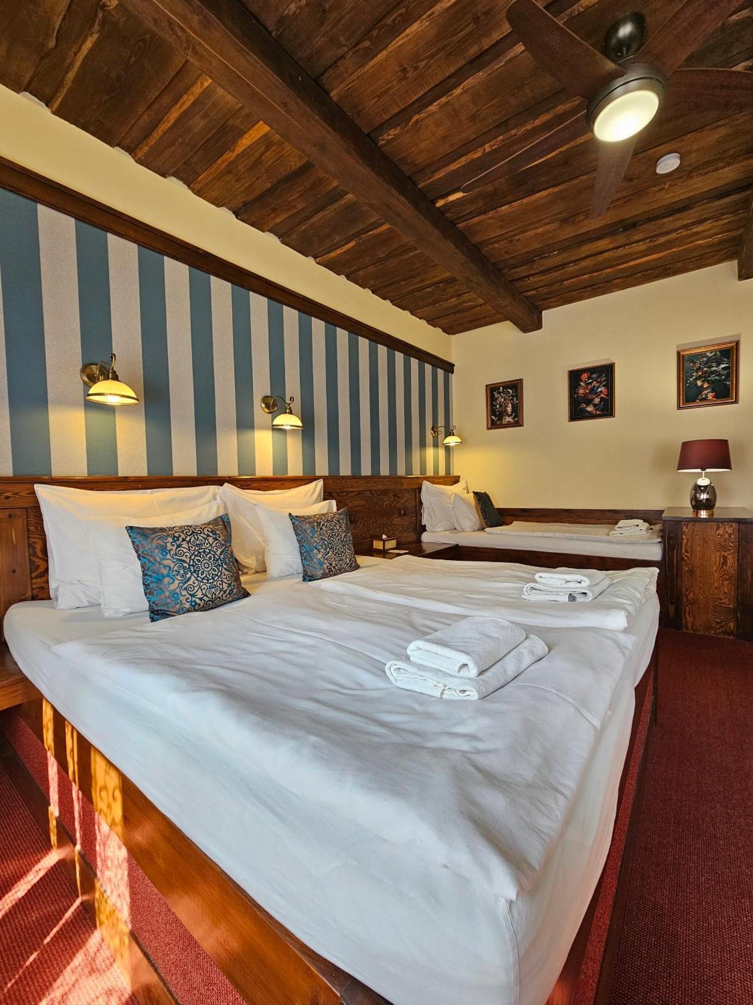 Hotel Galerie Roudnice nad Labem Luaran gambar